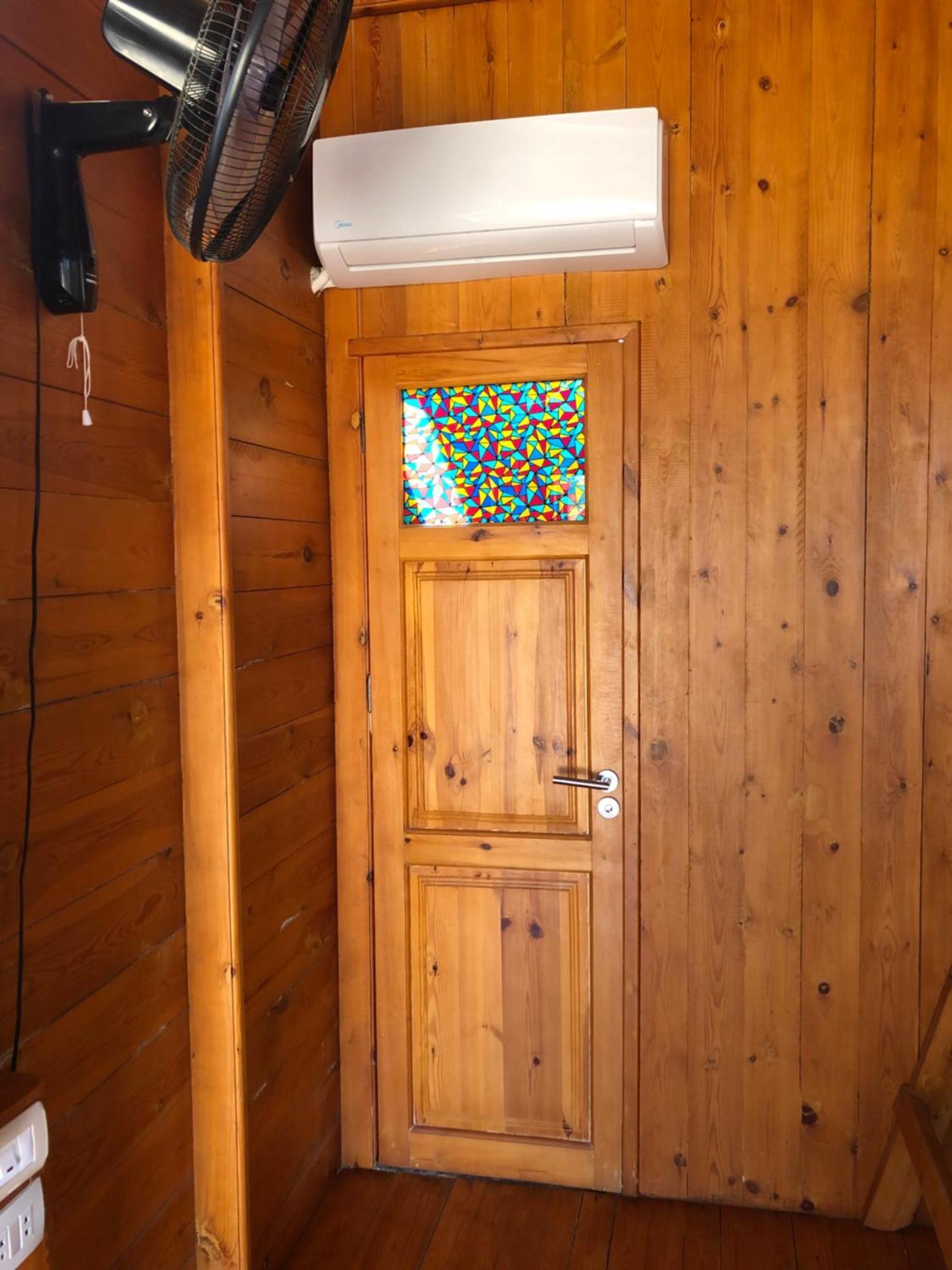 Izbat Ilyas Northern Lake Lodge מראה חיצוני תמונה