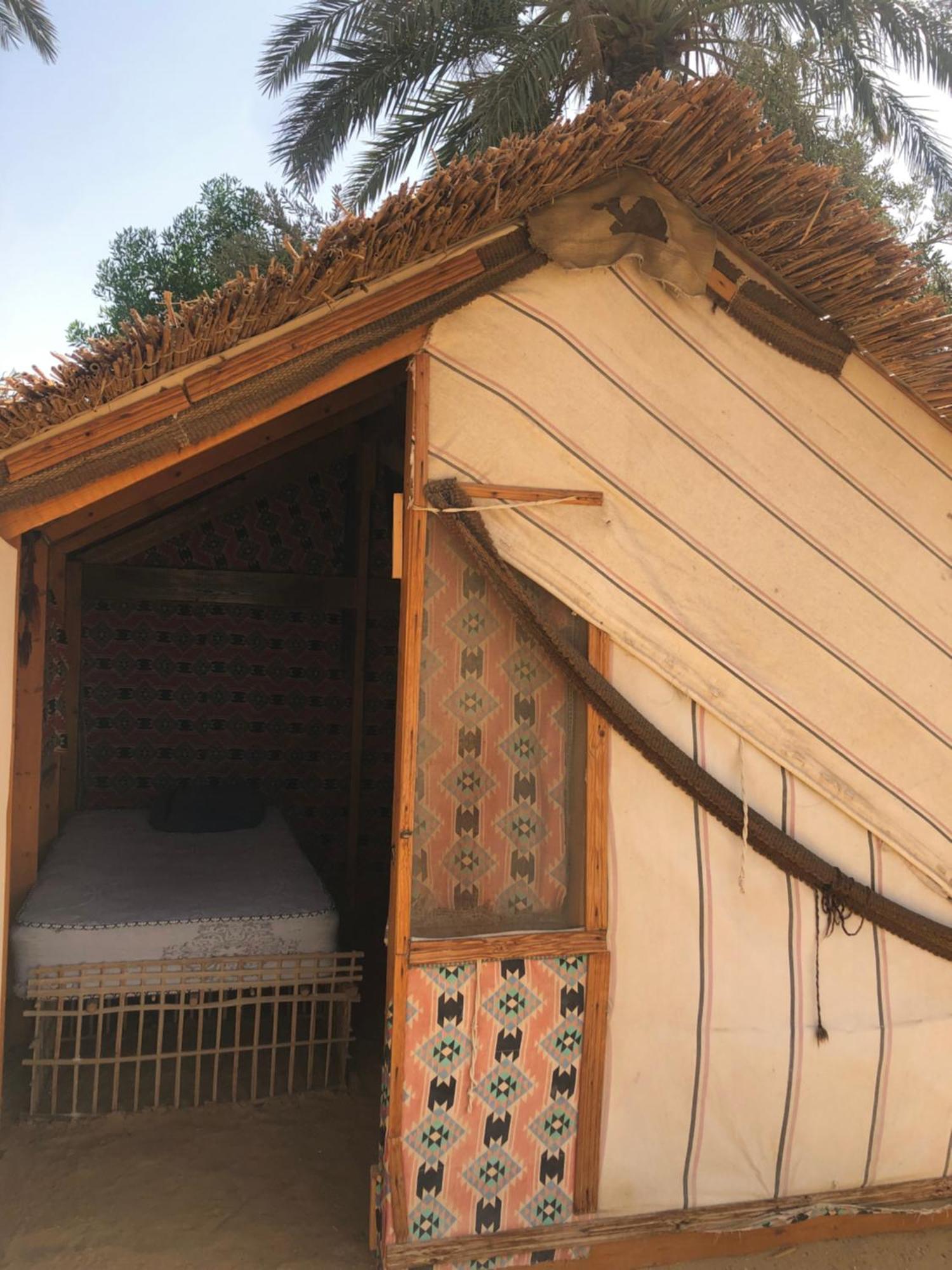 Izbat Ilyas Northern Lake Lodge מראה חיצוני תמונה
