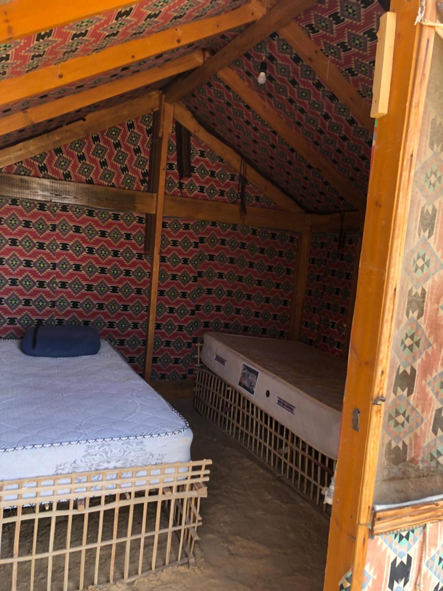 Izbat Ilyas Northern Lake Lodge מראה חיצוני תמונה