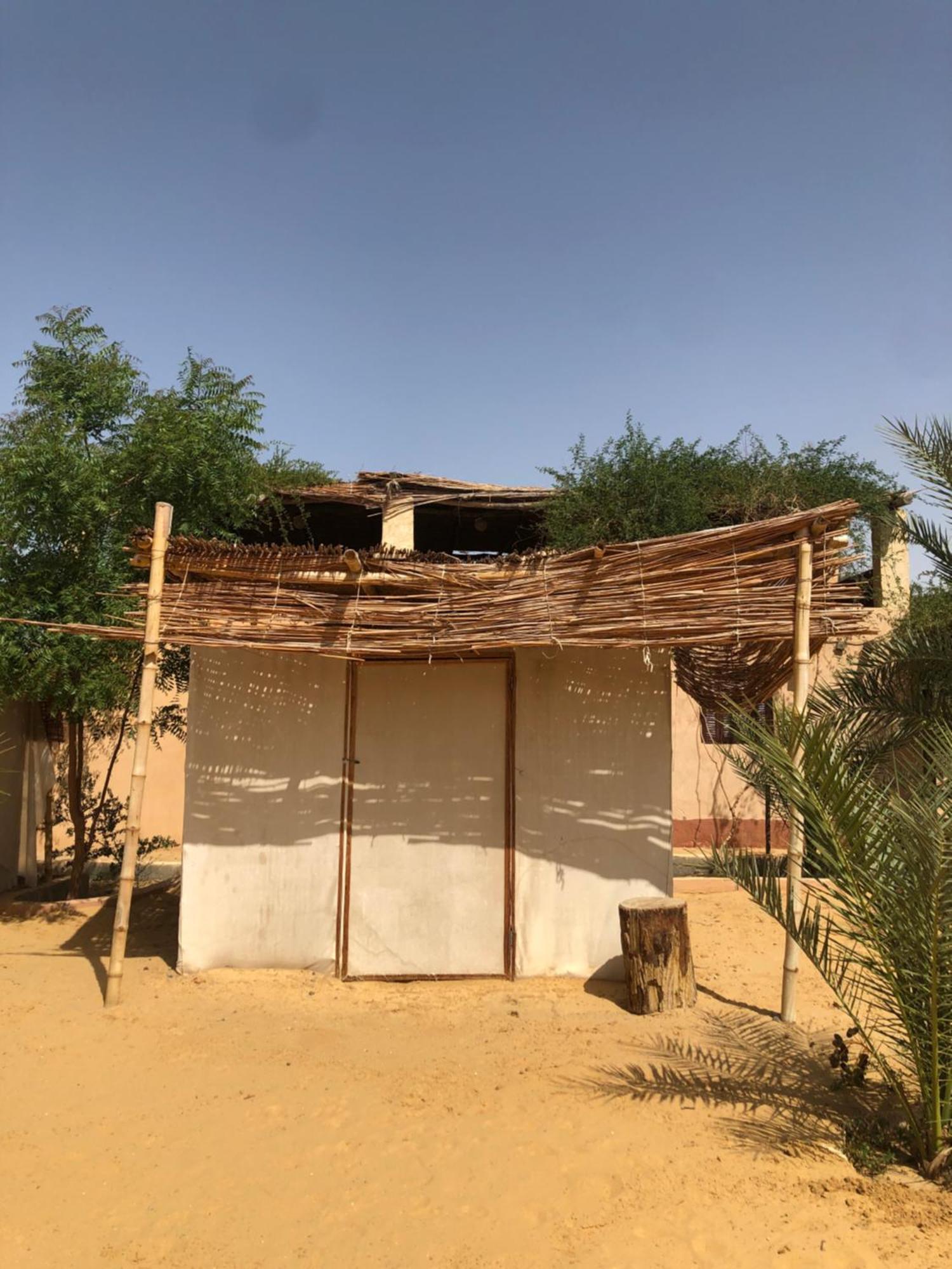 Izbat Ilyas Northern Lake Lodge מראה חיצוני תמונה
